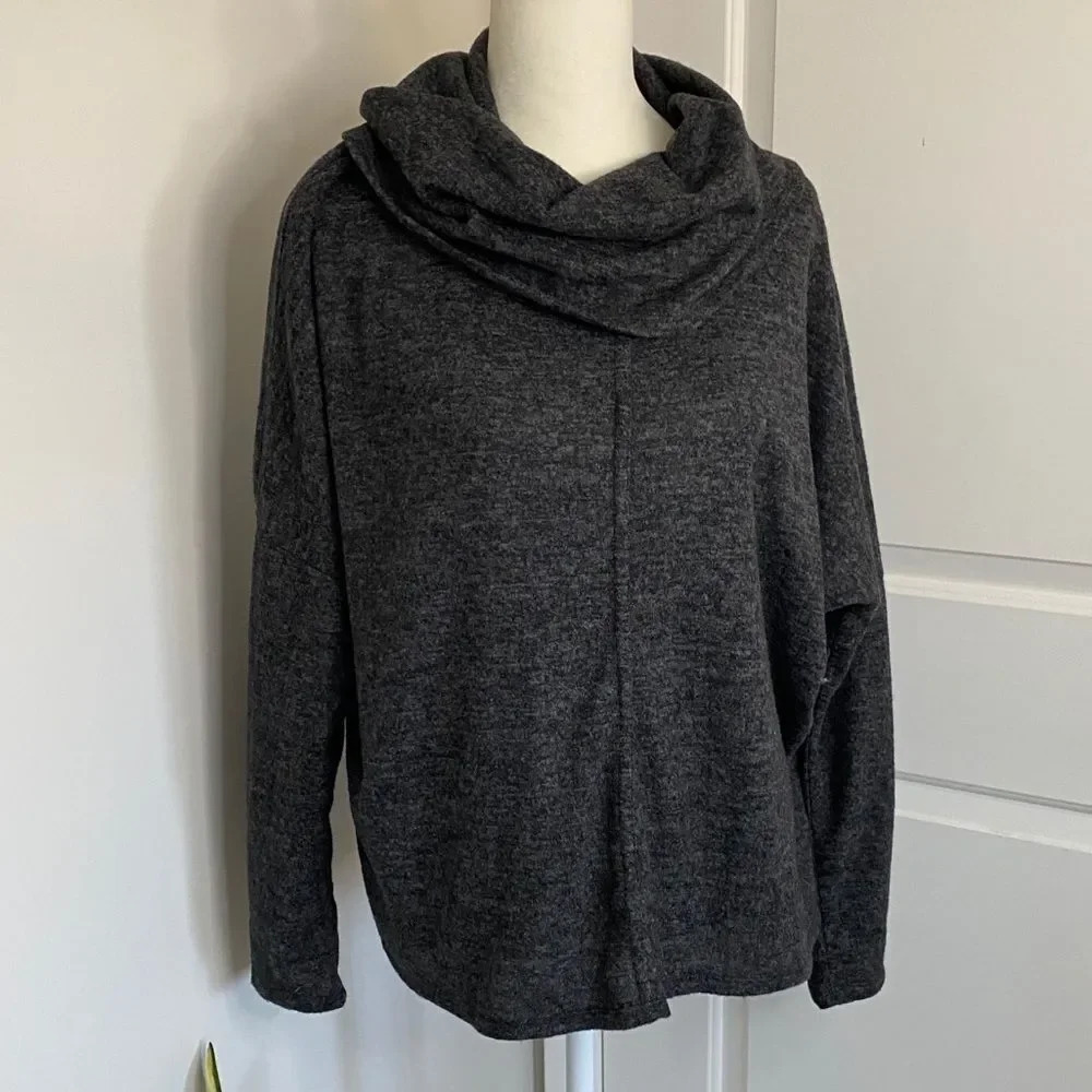 NWT Status Cowl Neck Long Sleeve Sweater - Picture 2 of 10